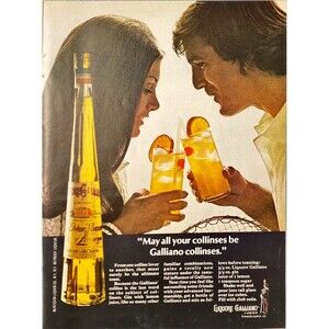Giquore Galliano Liquor Couple Drinking Galliano & Gin Playboy Vintage Print Ad